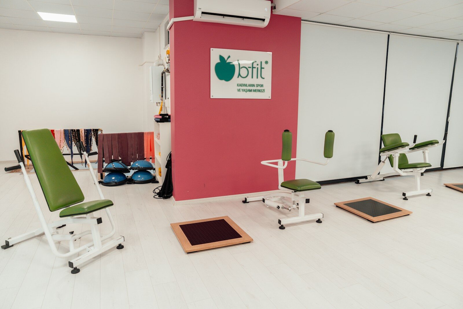 a room that has a bunch of chairs in it